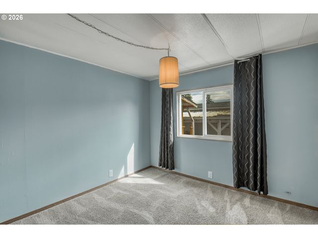 3500 Se Corcord 8, Milwaukie, OR 97267