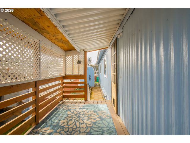 3500 Se Corcord 8, Milwaukie, OR 97267