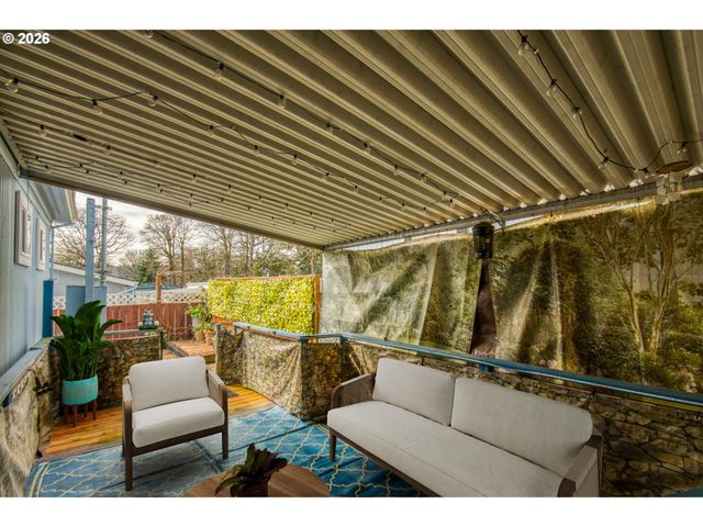 3500 Se Corcord 8, Milwaukie, OR 97267