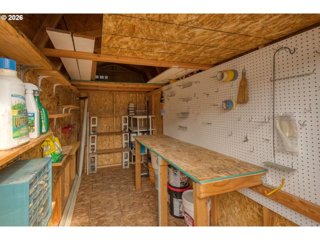 3500 Se Corcord 8, Milwaukie, OR 97267