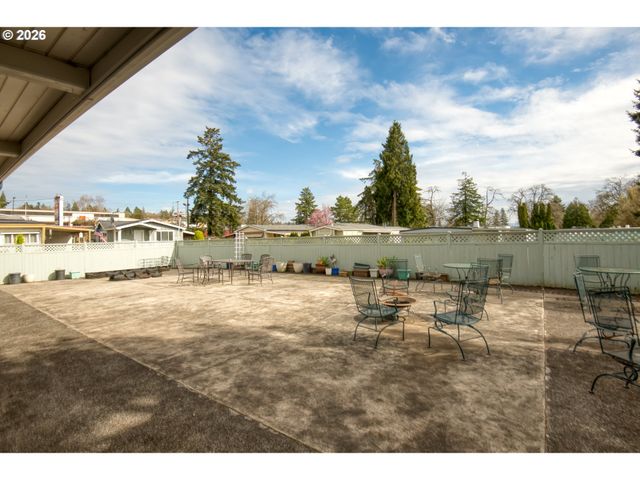 3500 Se Corcord 8, Milwaukie, OR 97267