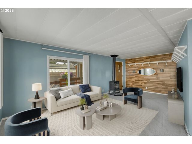 3500 Se Corcord 8, Milwaukie, OR 97267