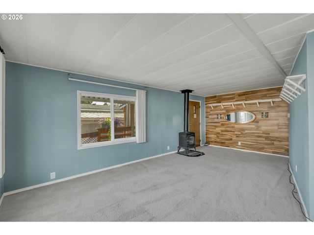 3500 Se Corcord 8, Milwaukie, OR 97267