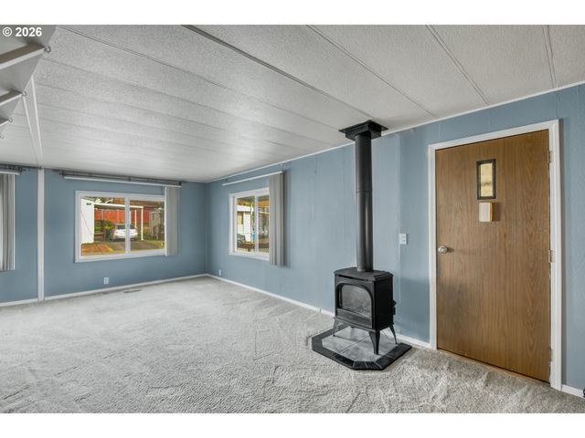 3500 Se Corcord 8, Milwaukie, OR 97267