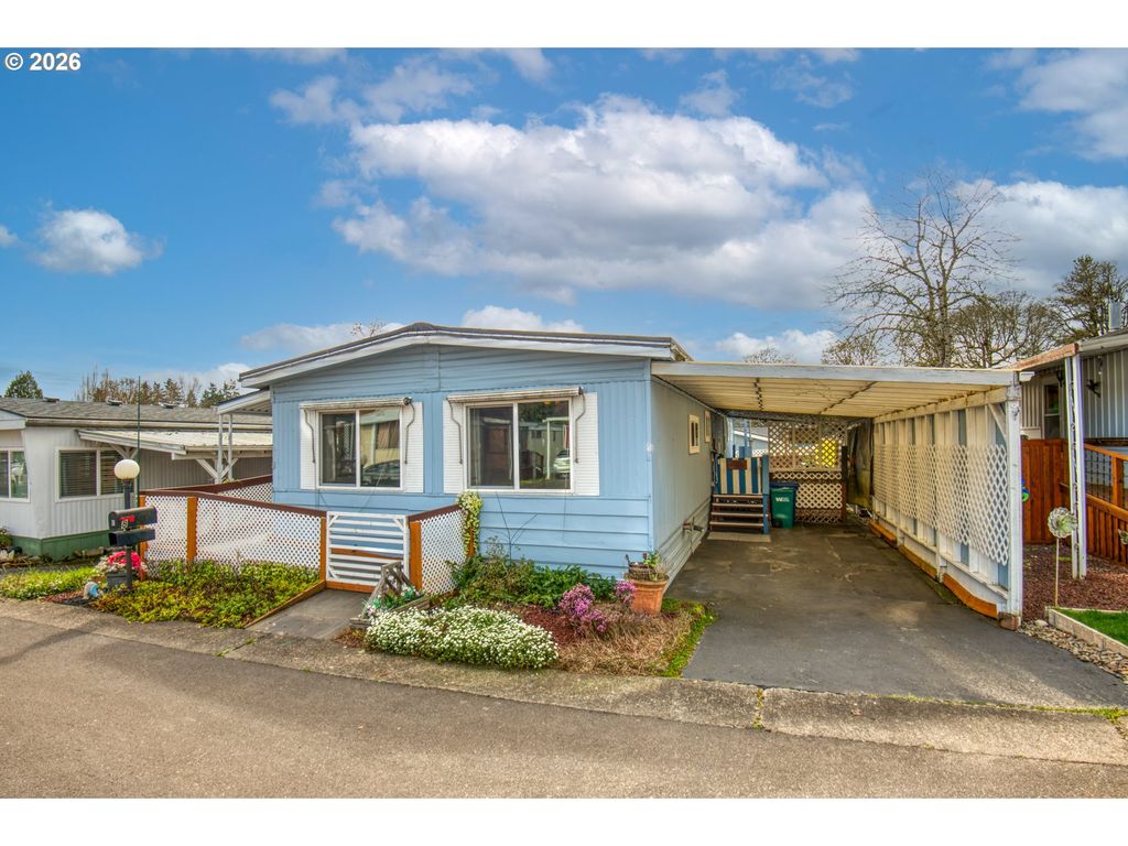 3500 Se Corcord 8, Milwaukie, OR 97267