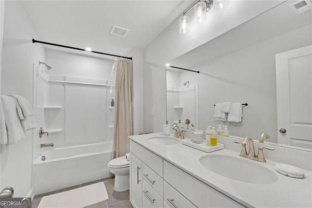 400 Renwood Trail, Johns Creek, GA 30097