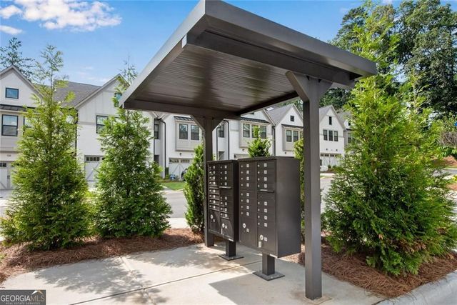 400 Renwood Trail, Johns Creek, GA 30097