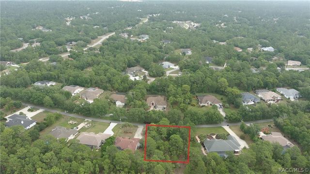 116 Oak Village Boulevard S, Homosassa, FL 34446