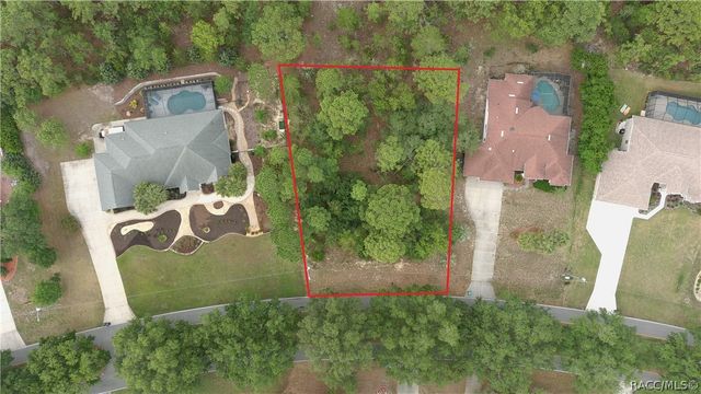 116 Oak Village Boulevard S, Homosassa, FL 34446