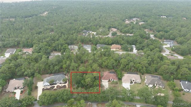 116 Oak Village Boulevard S, Homosassa, FL 34446