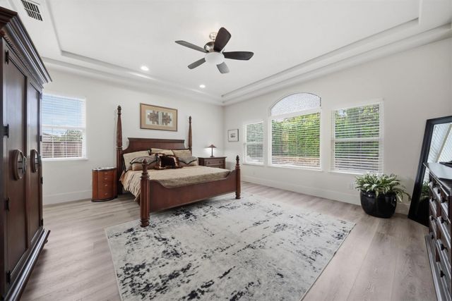 5206 Silver Peak Ln, Rocklin, CA 95765