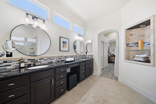 5206 Silver Peak Ln, Rocklin, CA 95765