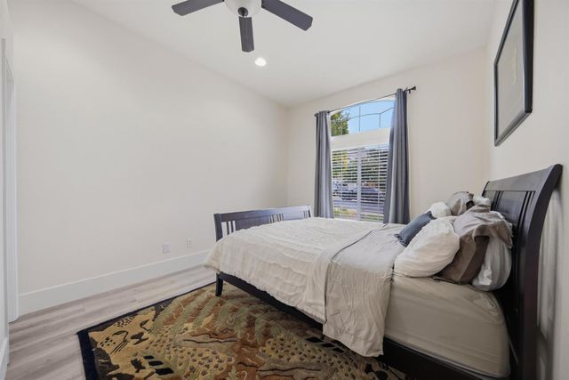 5206 Silver Peak Ln, Rocklin, CA 95765