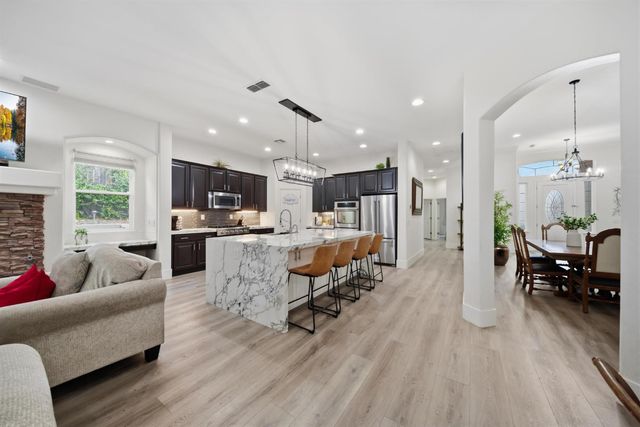 5206 Silver Peak Ln, Rocklin, CA 95765