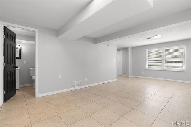 945 Westridge Drive, Pacific, MO 63069