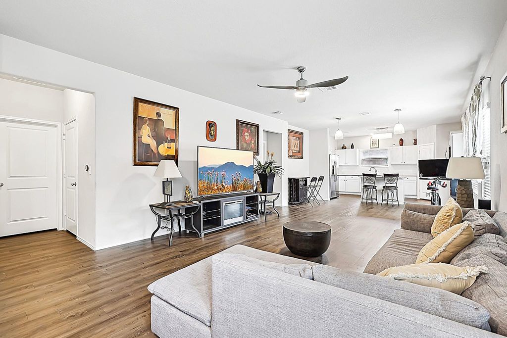 10713 Dimitrios DR, Austin, TX 78747