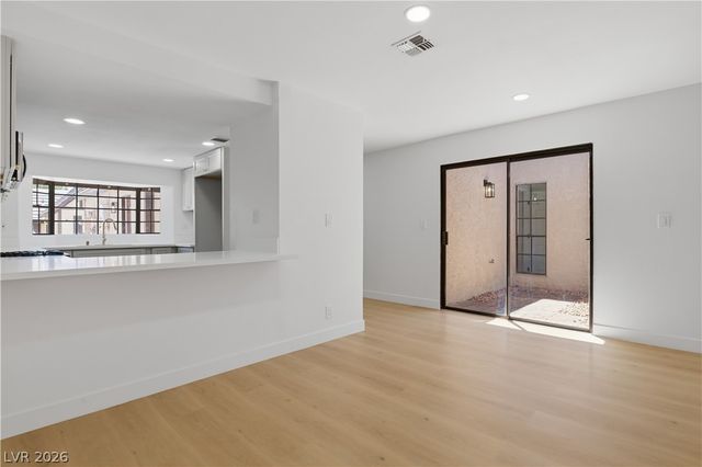 3986 Avebury Place, Las Vegas, NV 89121
