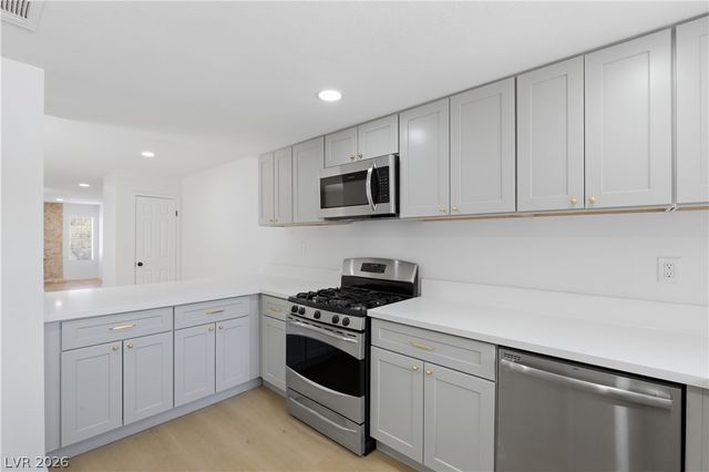 3986 Avebury Place, Las Vegas, NV 89121