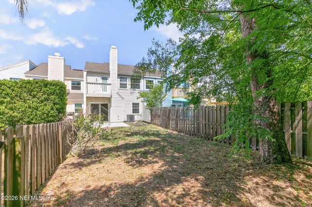1507 SPINDRIFT Circle W, Neptune Beach, FL 32266