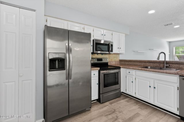 1507 SPINDRIFT Circle W, Neptune Beach, FL 32266