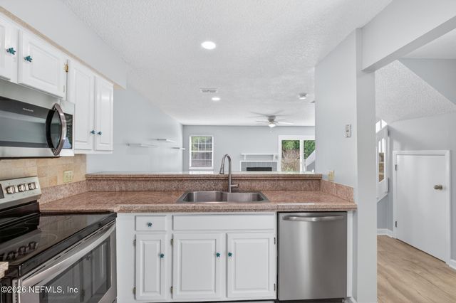 1507 SPINDRIFT Circle W, Neptune Beach, FL 32266