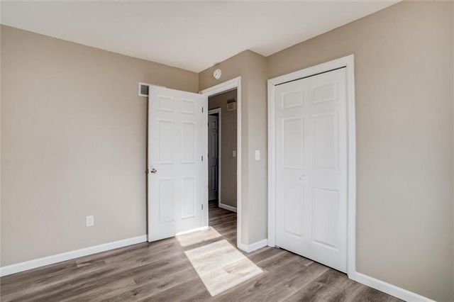 2002 Golf Hill Drive, Excelsior Springs, MO 64024