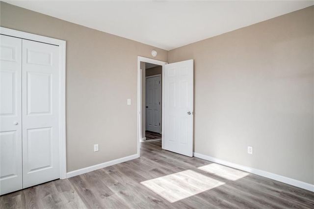 2002 Golf Hill Drive, Excelsior Springs, MO 64024