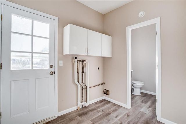 2002 Golf Hill Drive, Excelsior Springs, MO 64024