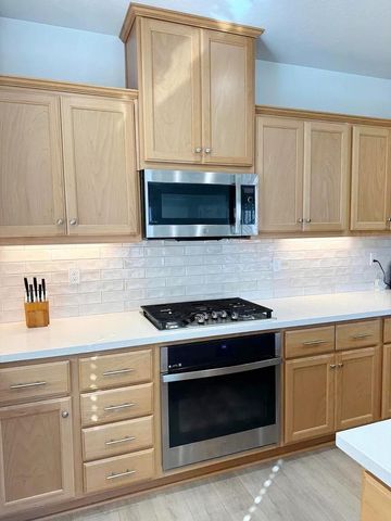 1405 W Tyler Court, Visalia, CA 93291