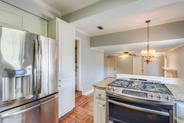 414 Christi Lane, Biloxi, MS 39531