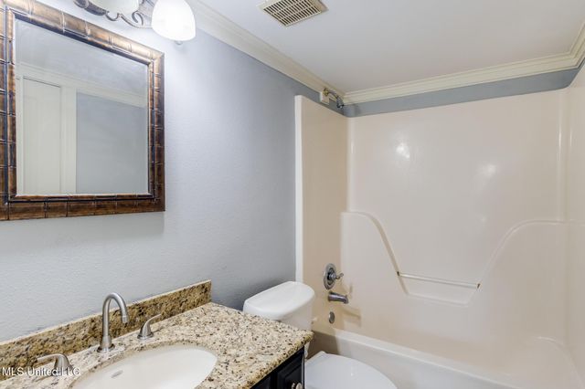 414 Christi Lane, Biloxi, MS 39531