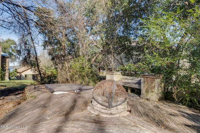 414 Christi Lane, Biloxi, MS 39531