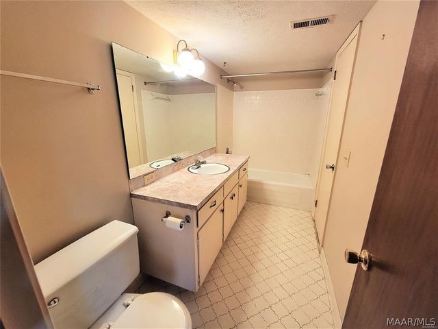 4046 Camellia Drive, Montgomery, AL 36109