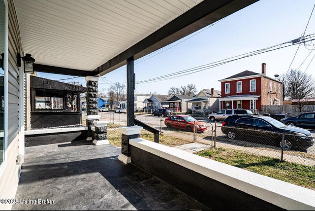 2919 Montgomery St, Louisville, KY 40212