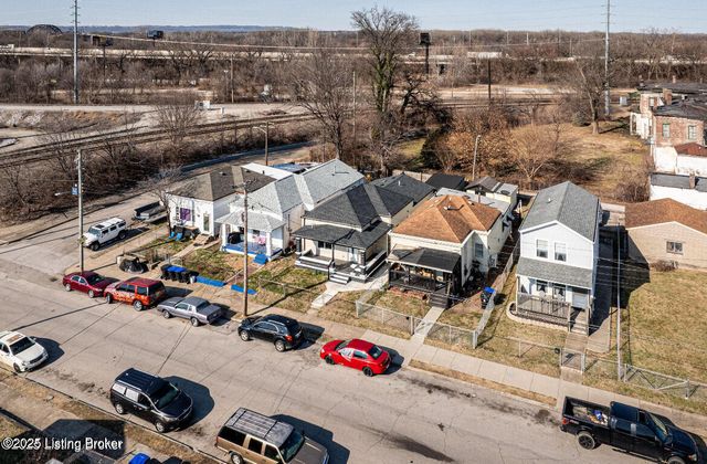 2919 Montgomery St, Louisville, KY 40212