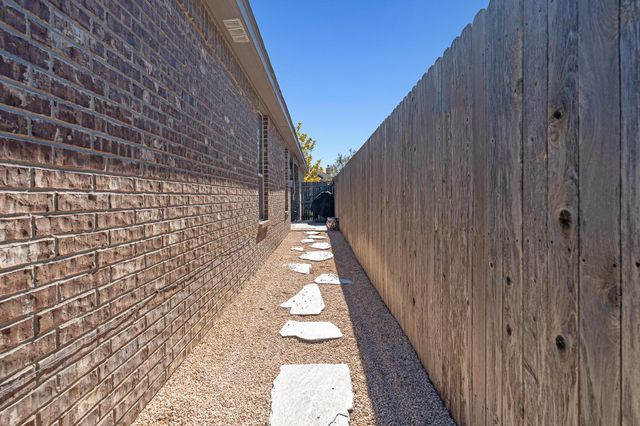 7404 SOUTHBEND Drive, Amarillo, TX 79119