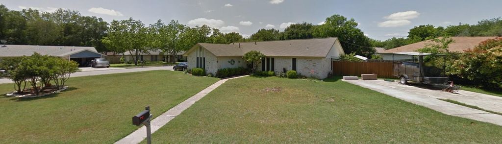 1002 Creekbend CV, Pflugerville, TX 78660