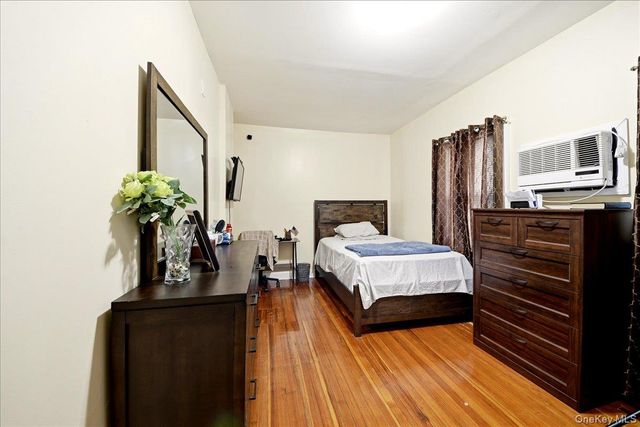 3408 Ely Avenue, Bronx, NY 10469