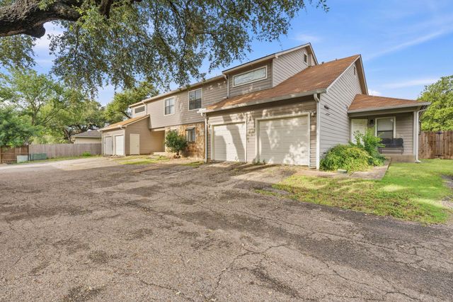 8811 Schick RD B, Austin, TX 78729