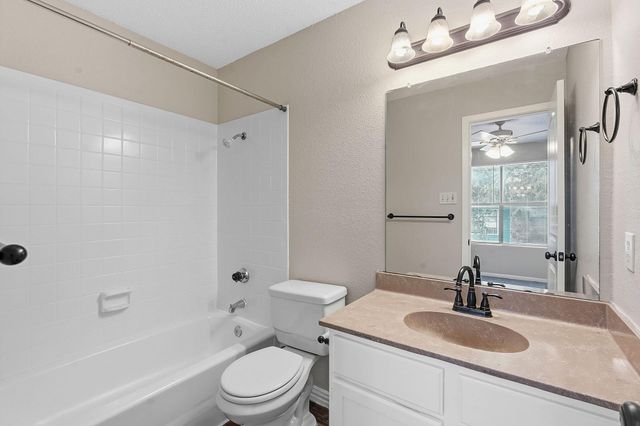 8811 Schick RD B, Austin, TX 78729