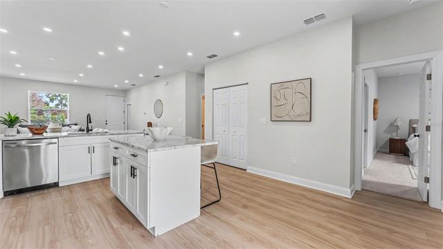 1305 E PARKER STREET, Lakeland, FL 33801