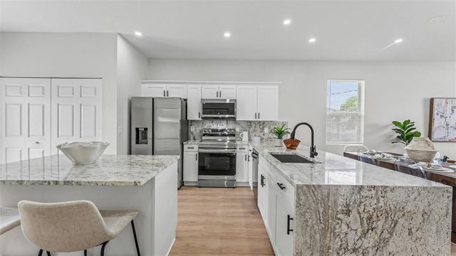 1305 E PARKER STREET, Lakeland, FL 33801