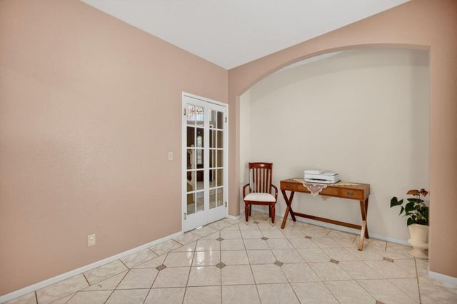 5345 Blue Sapphire Ct, Elk Grove, CA 95758