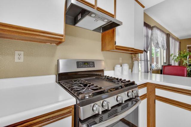 5345 Blue Sapphire Ct, Elk Grove, CA 95758