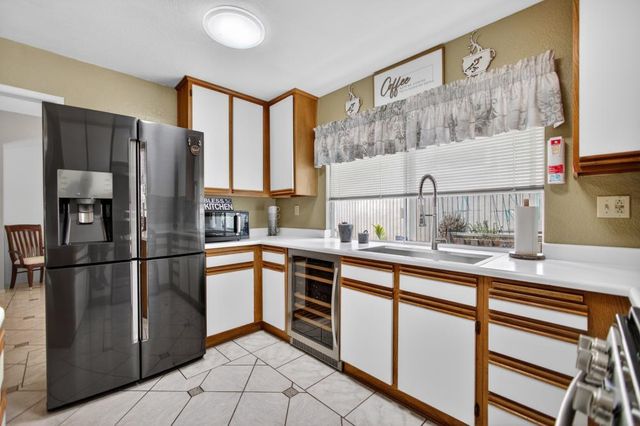 5345 Blue Sapphire Ct, Elk Grove, CA 95758