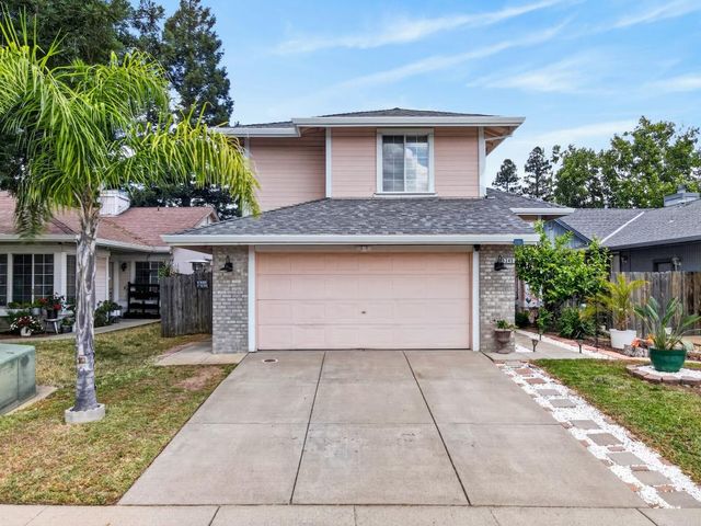 5345 Blue Sapphire Ct, Elk Grove, CA 95758