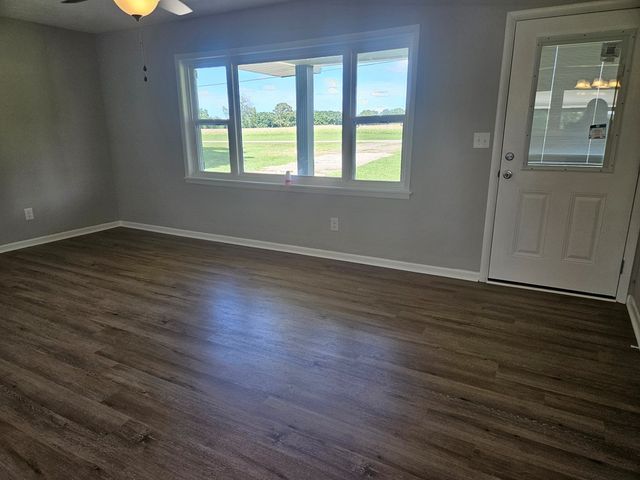 281 County Rd 55, Ashford, AL 36312