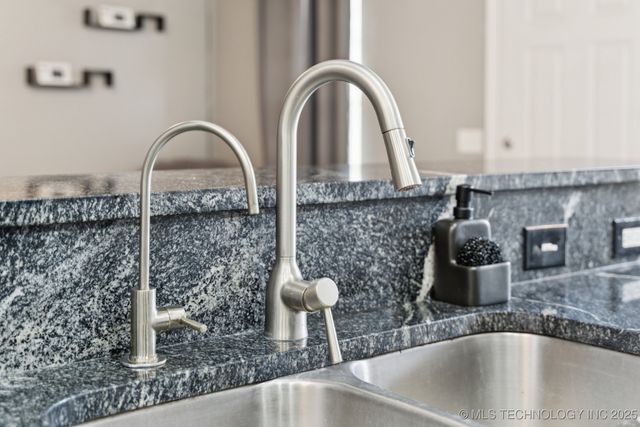 25780 E 90th Place S, Broken Arrow, OK 74014