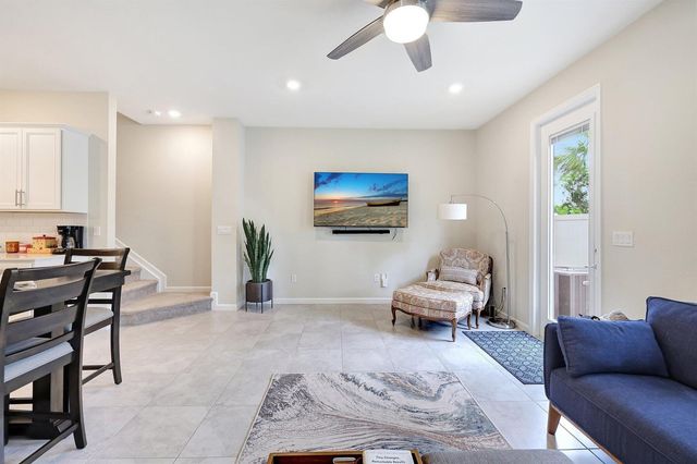 1807 SE Ocean Cove Way, Stuart, FL 34996