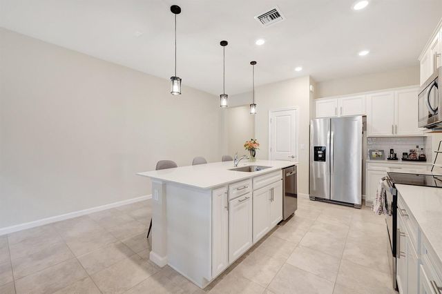 1807 SE Ocean Cove Way, Stuart, FL 34996